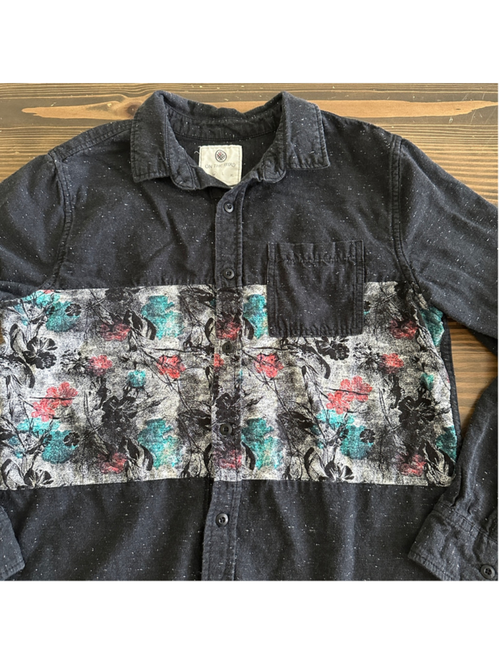 On The Byas Shirt Mens M Black Floral Button Up Cotton Streetwear